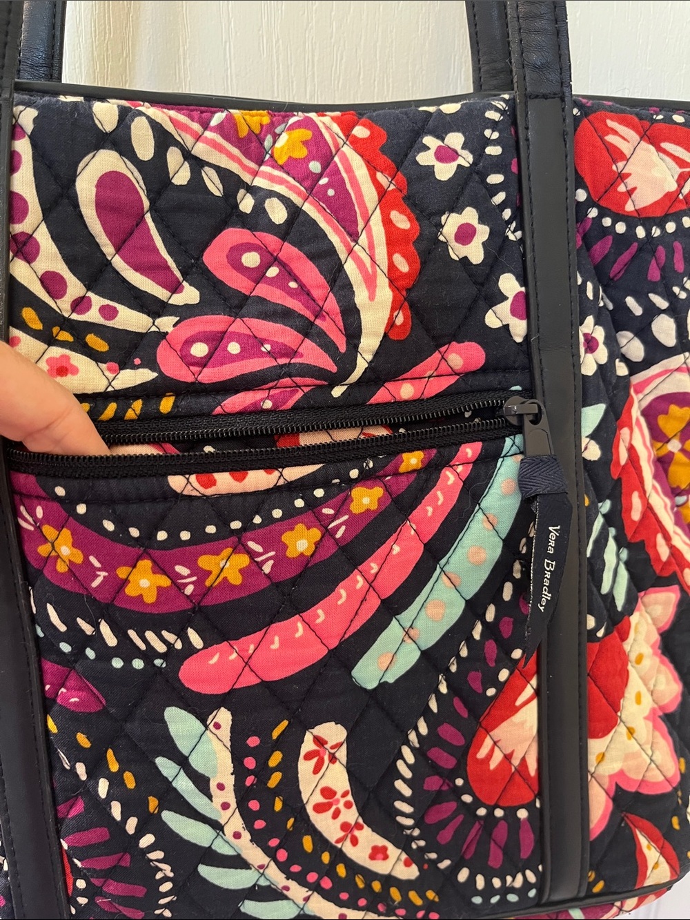 🆕 Vera Bradley Trimmed Traveler Tote Bag Purse Painted Paisley Navy Multi NWOT - Picture 4 of 12